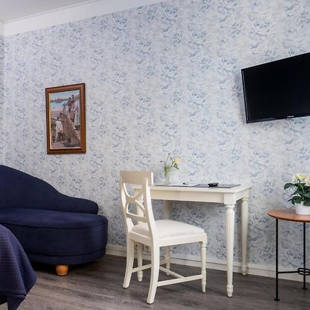 Hotel Vaennaes Vannas Экстерьер фото