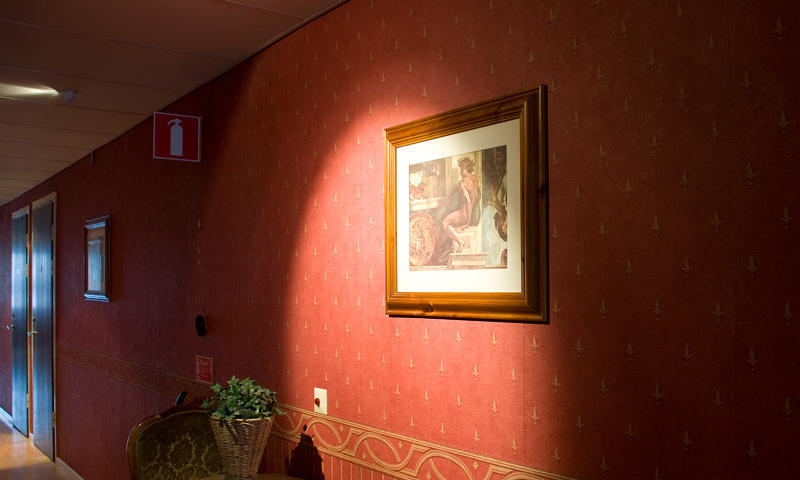 Hotel Vaennaes Vannas Экстерьер фото